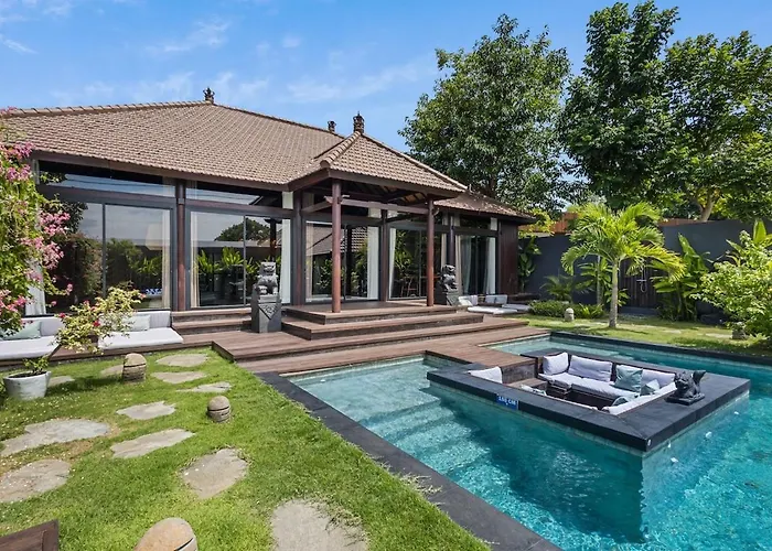 Villa Exclusive 4br Kito - Cinema, Sauna, Yoga And Pool *