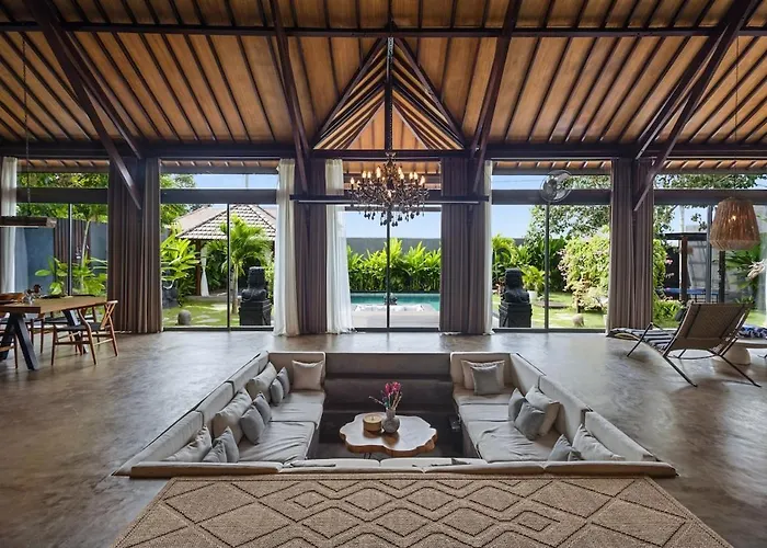 Villa Exclusive 4br Kito - Cinema, Sauna, Yoga And Pool Jimbaran