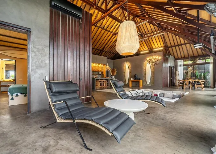 Exclusive 4br Kito - Cinema, Sauna, Yoga And Pool Villa