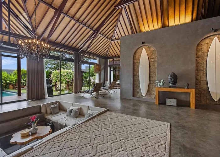 Villa Exclusive 4br Kito - Cinema, Sauna, Yoga And Pool *